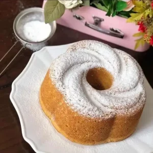 Bolo Caseiro Polvilhado